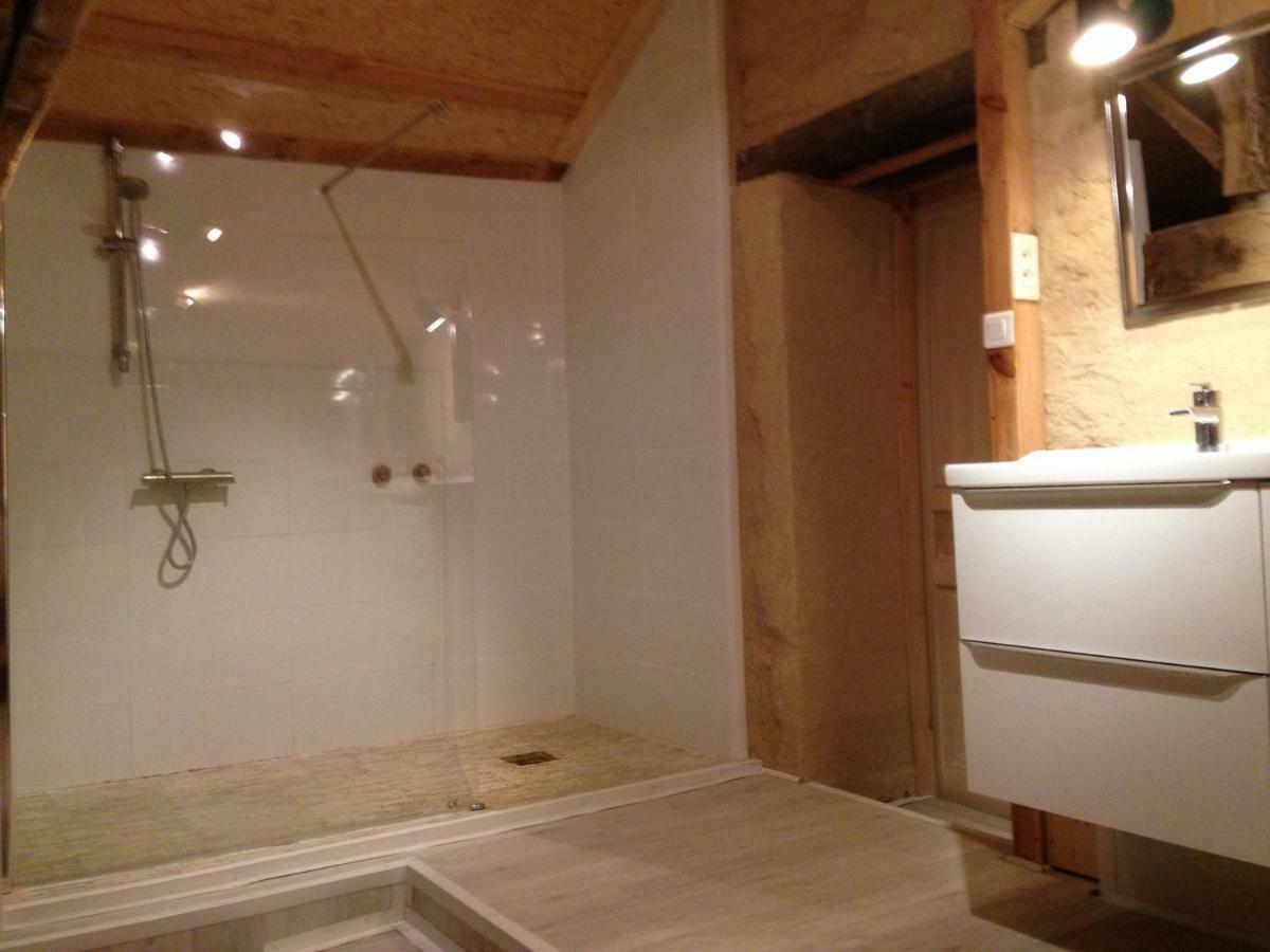 Chambres D'Hotes "La Source" Mareuil-sur-Lay Bagian luar foto