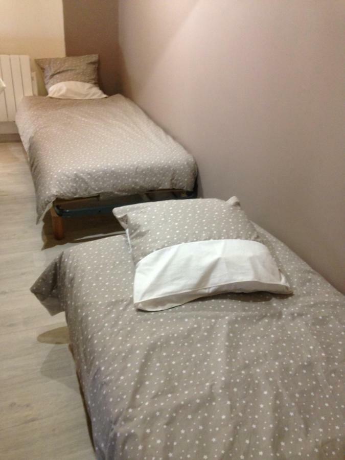 Chambres D'Hotes "La Source" Mareuil-sur-Lay Bagian luar foto